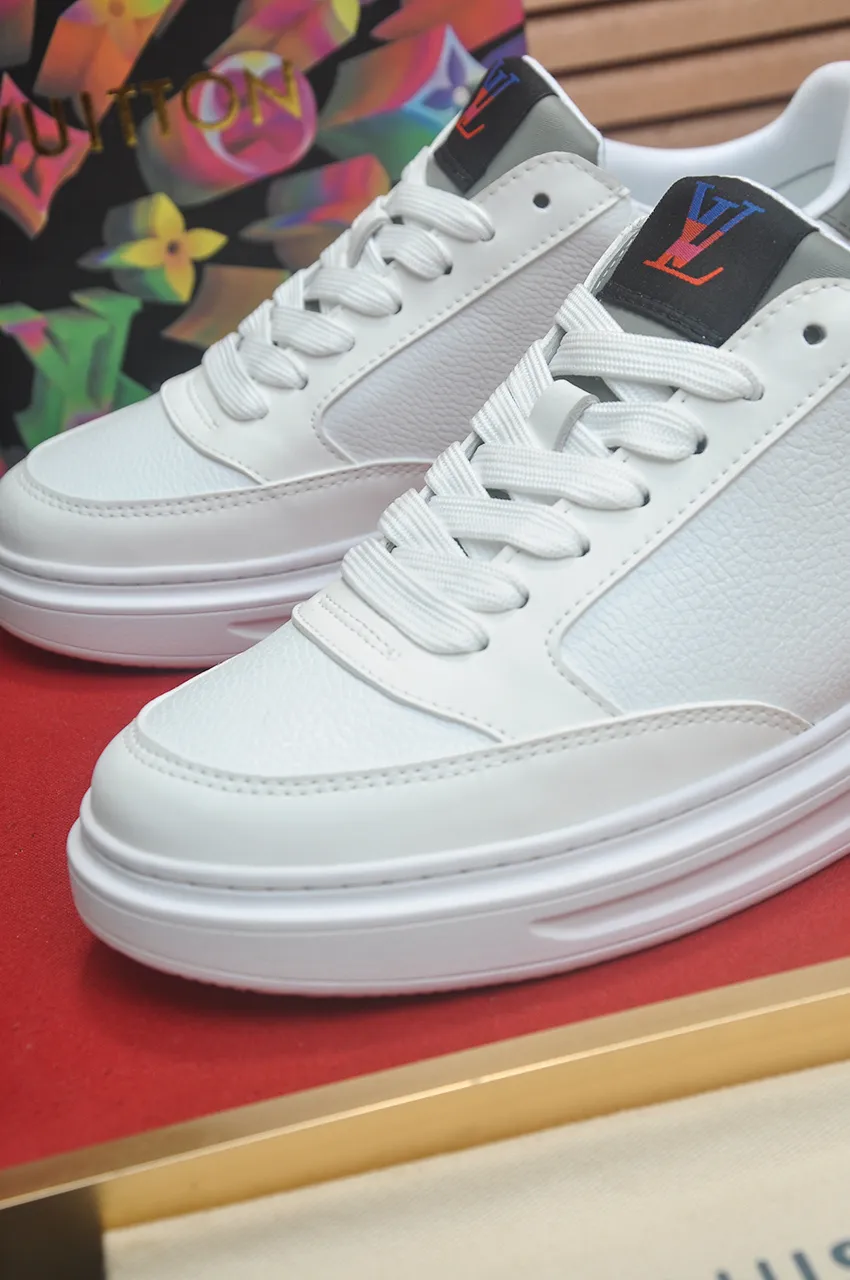 Men's shoes 💰540💶[LOUIS VUITTON] Original order price (water-dyed cowhide lining) new model 🍀LV Louis Vuitton * - top version of LV classic trendy shoes! Made of imported original cowhide, water-dyed cowhide lining, and original wear-resistant rubber outsole! High quality products! Code number 38-45 (45 is custom-made and cannot be returned or exchanged)